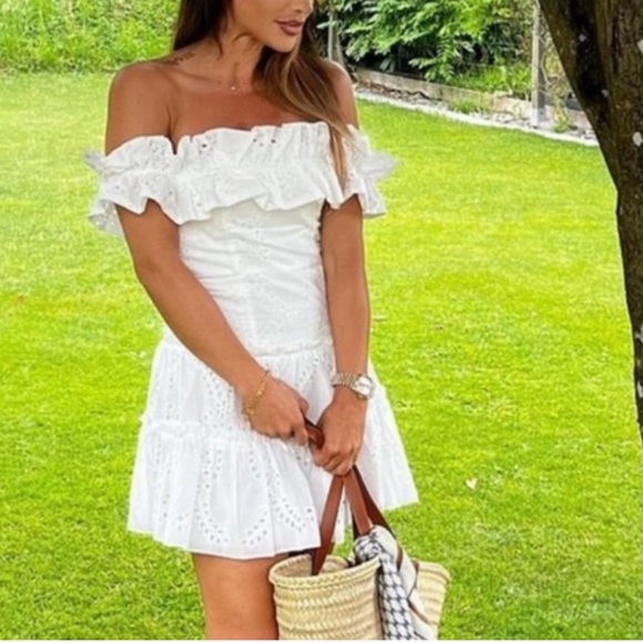 Shoulder Zara White Frill Dress White Ruffle Zara Dress White Zara Ruffle  Frill Bottom Dress With